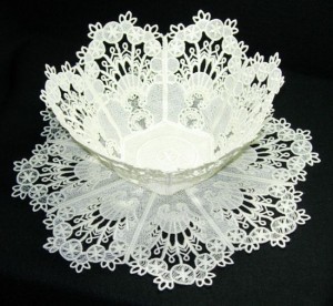 BFC0218 Lace Bowl & Doily White Lace