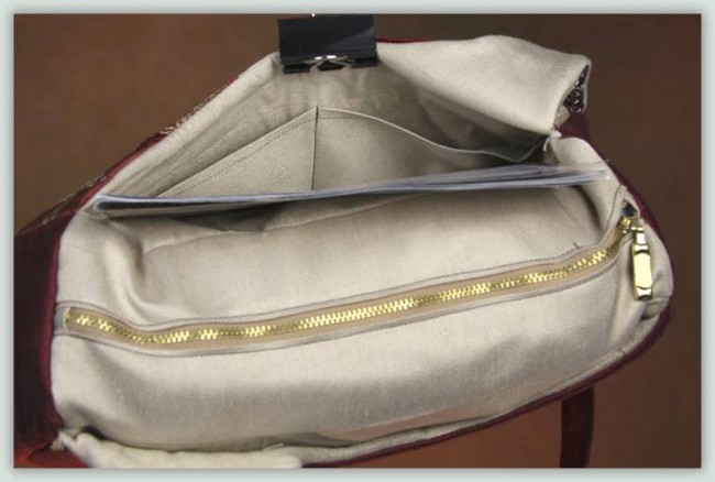 BFC1045  QIH Crazy Quilt Handbag