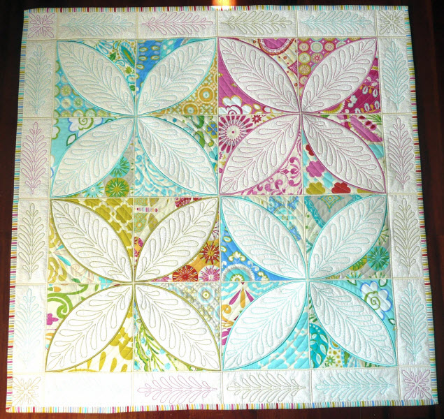 CCQ0428_Quarter%20Cathedral%20quilt%20_combined_with_CCQ502_Sashing_600.jpg