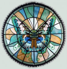 BFC1114 Stained Glass Butterfly in a Circle