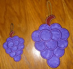 CCQ0460 - Grapes Set 2