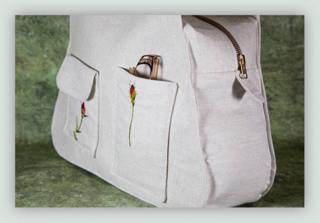 BFC1148 Wild Roses Handbag