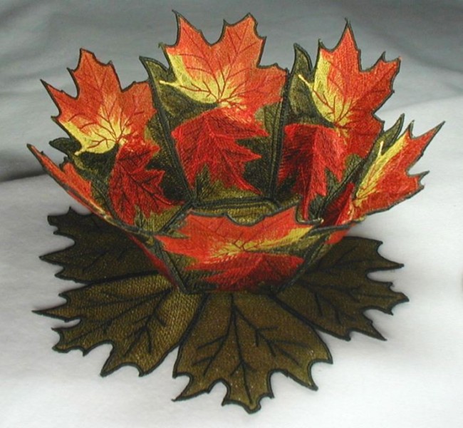 BFC0198 Lace Bowl-Autumn Leaves