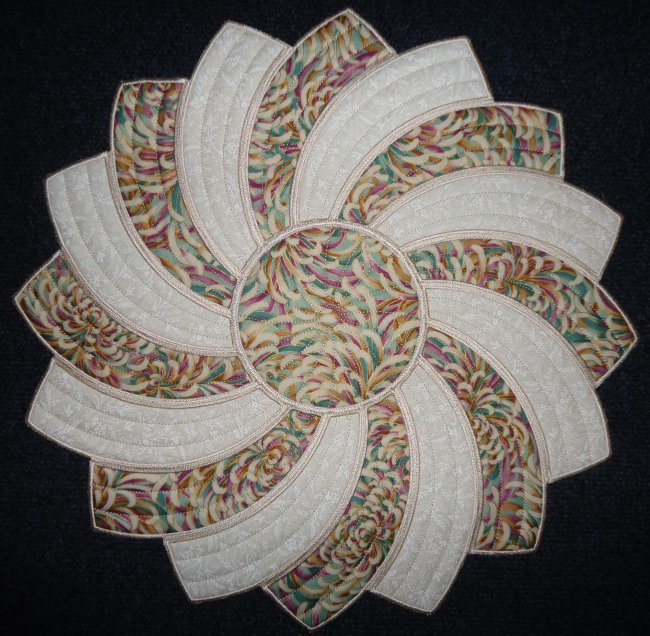 CCQ0484 - 15 inch Spinning Doily